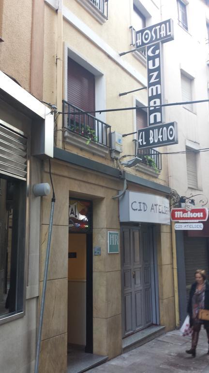 Hostal Guzman El Bueno By Gaiarooms Leon Bagian luar foto